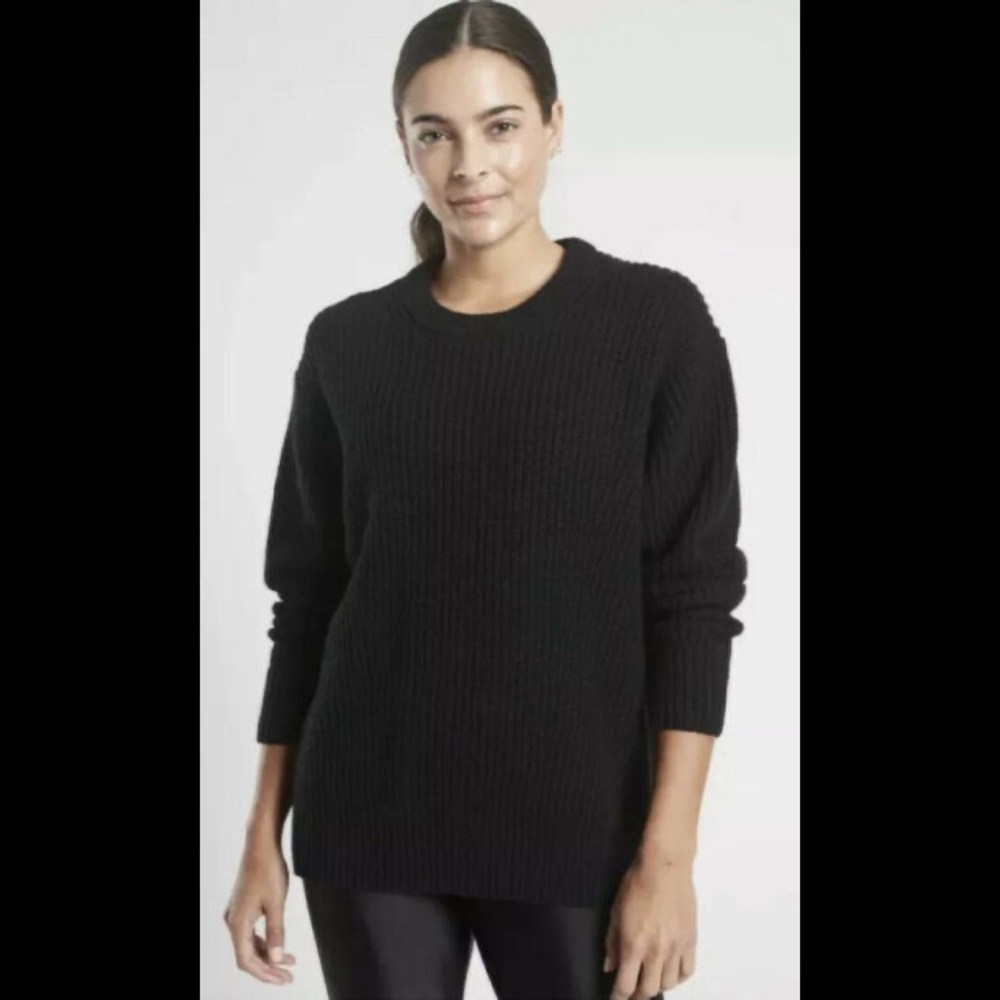 NWT ATHLETA $149 Cascades Cocoon Crew Neck Cable Sweater